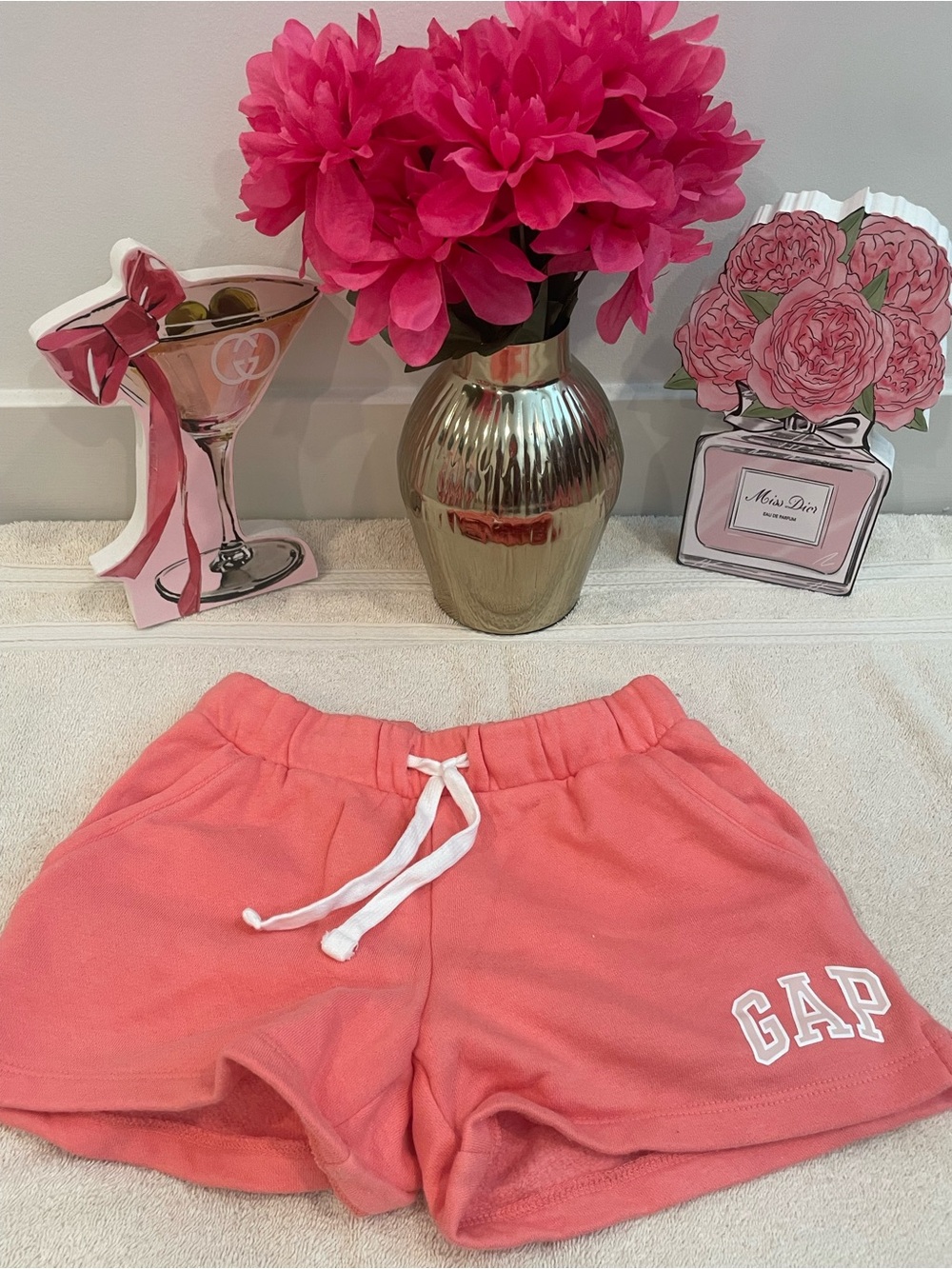 GAP Coral Drawstring Casual Shorts with White Cord